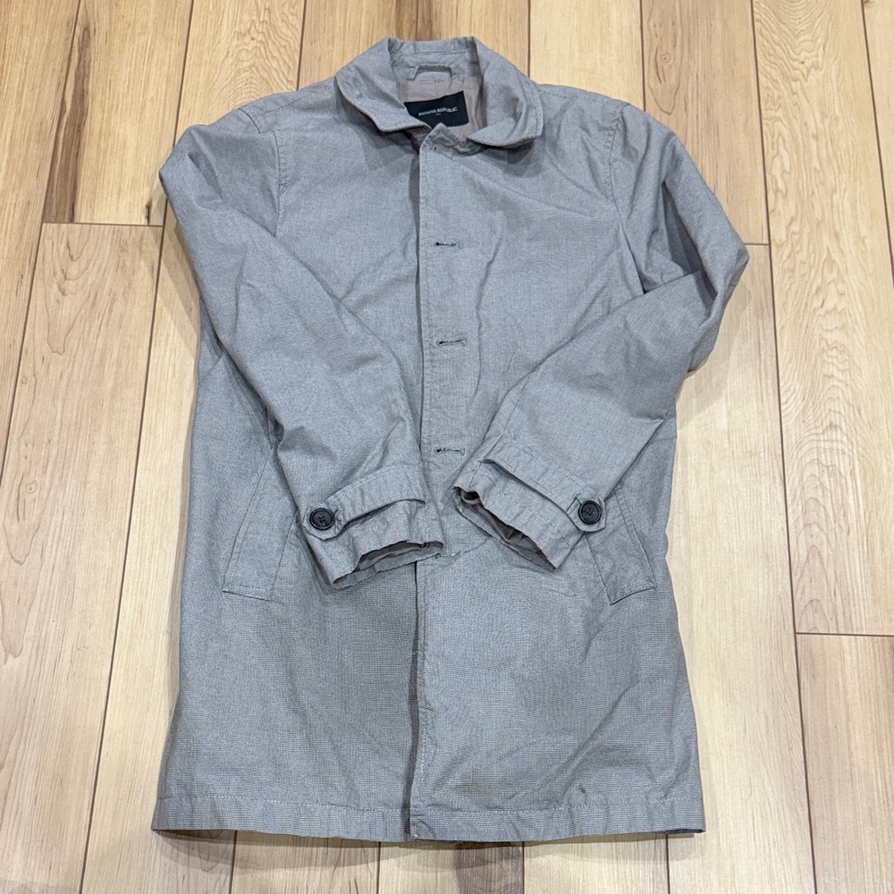 Banana Republic Light Gray Mini Houndstooth design Trench Coat